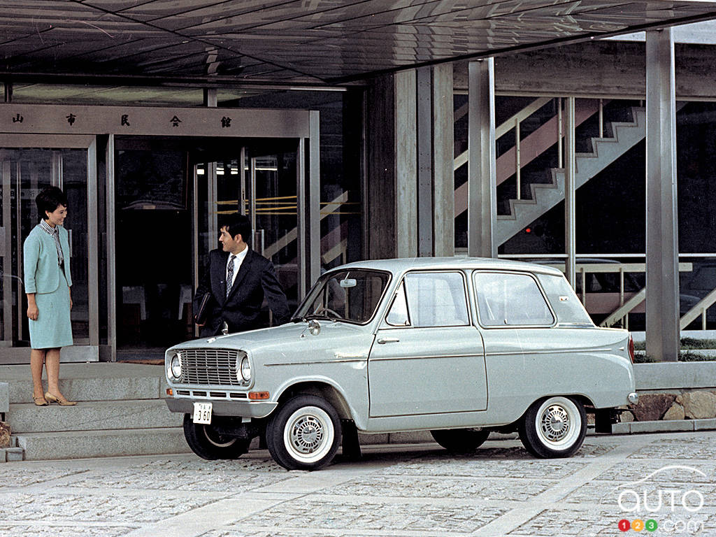 Высоколобый покемон ⚡ Mitsubishi Minica Toppo '95